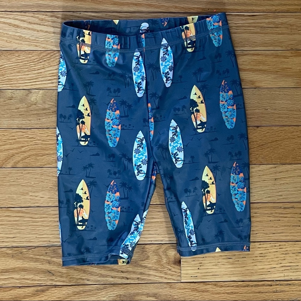 NWOT Ocean Gear swim trunks- surfboards 4T toddler…